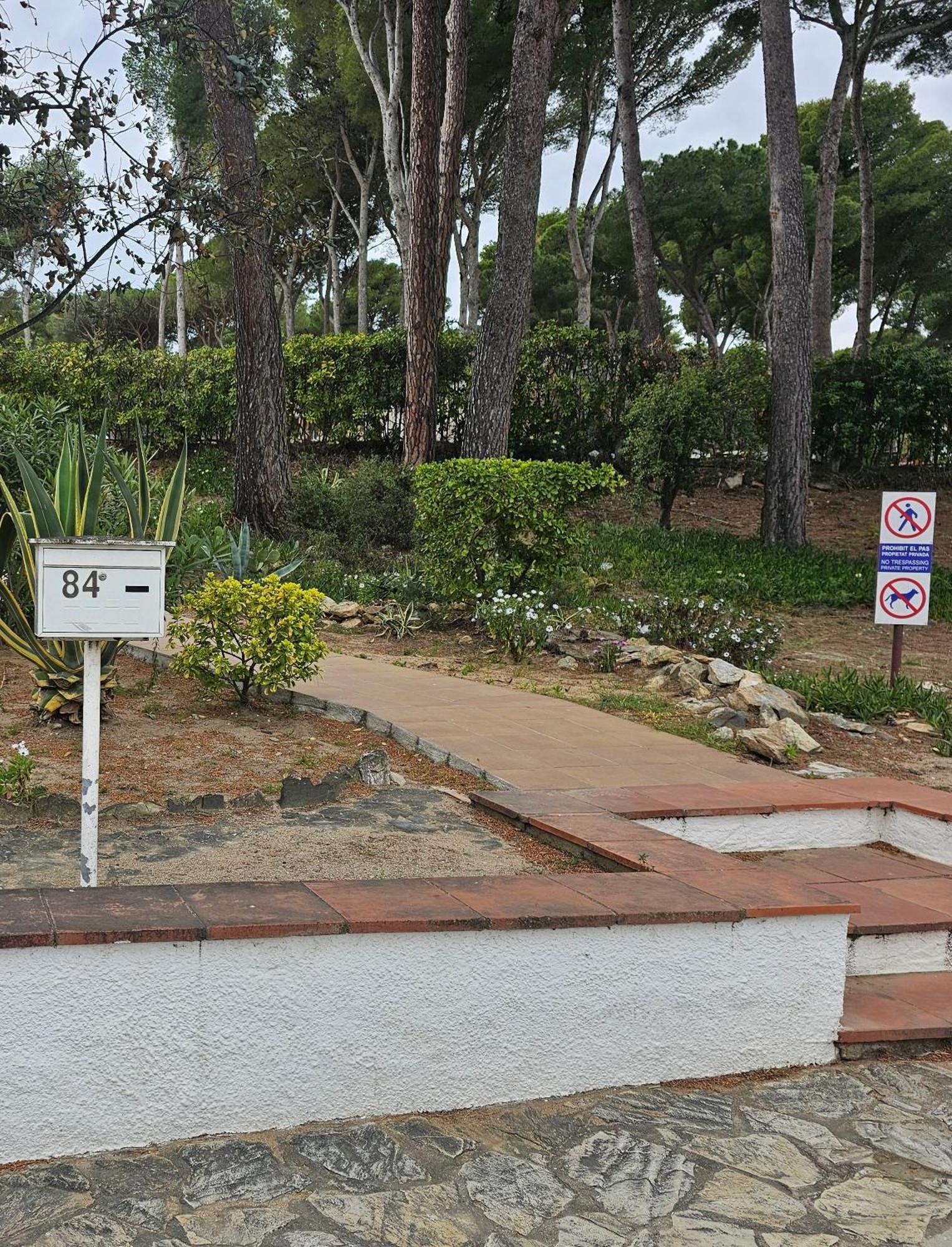Dormitorio Standar Cerca De La Playa Gerona Exterior foto